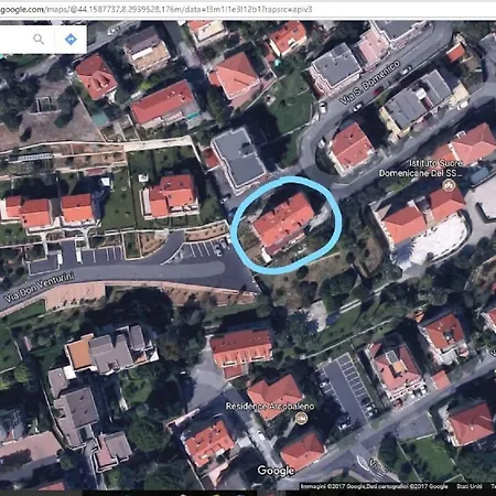 דירה Very Cosy House With Fabulous Sea View!