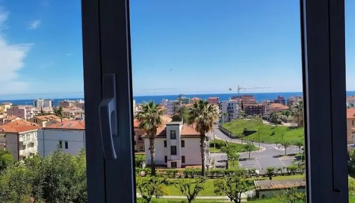 Very Cosy House With Fabulous Sea View! Pietra Ligure